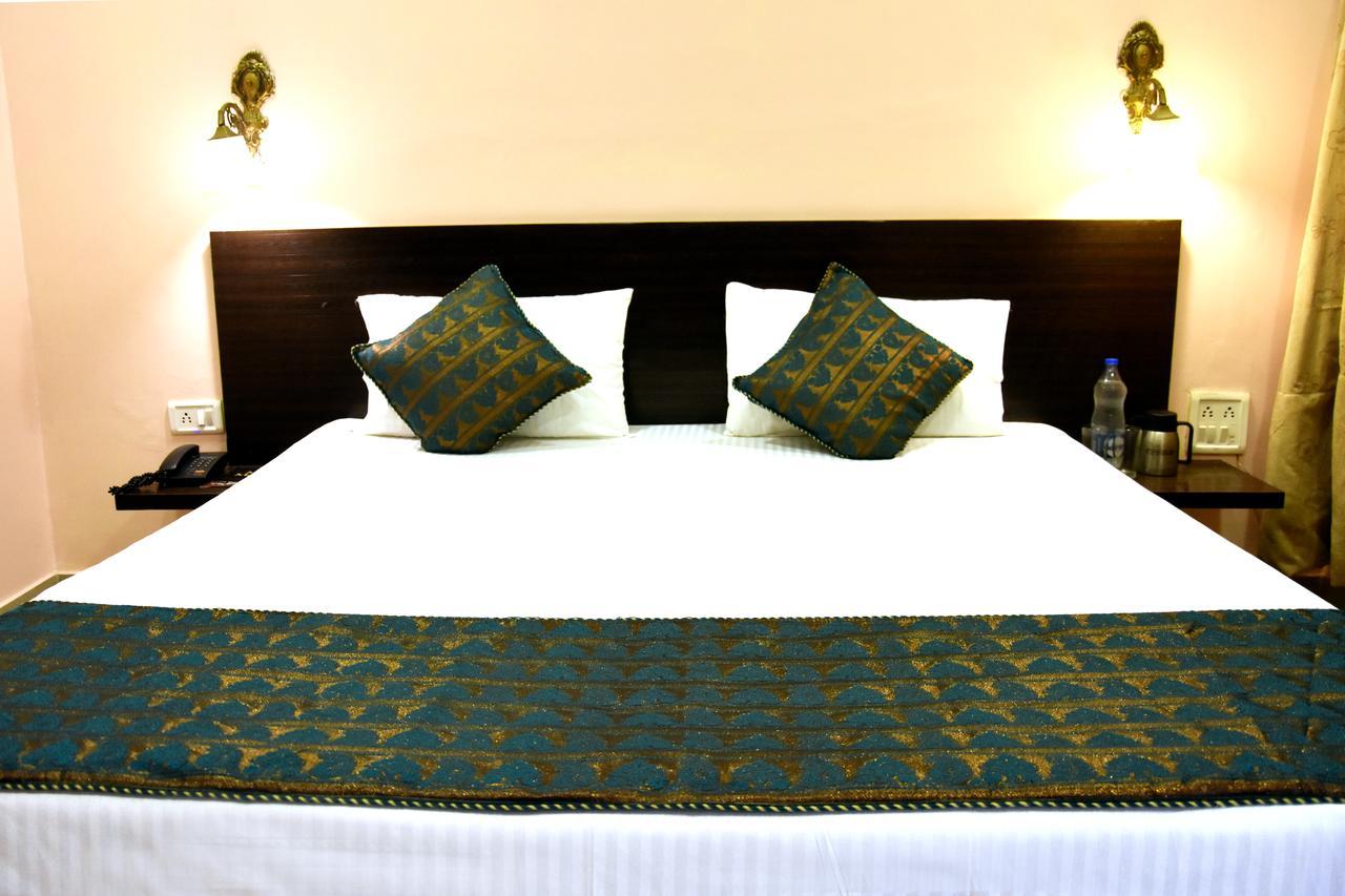 Munaro Hotels & Resorts Varanasi Esterno foto